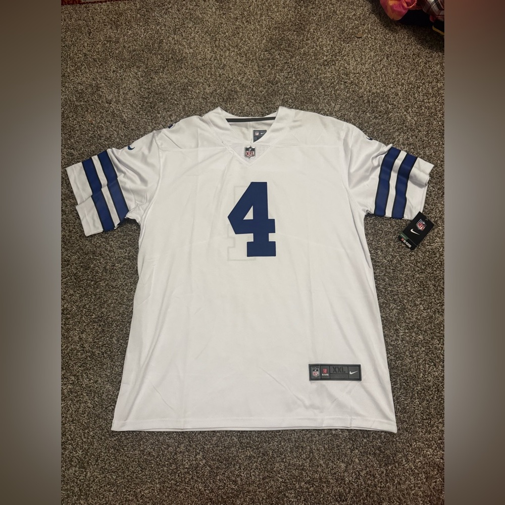 Dak Prescott Jersey NWT